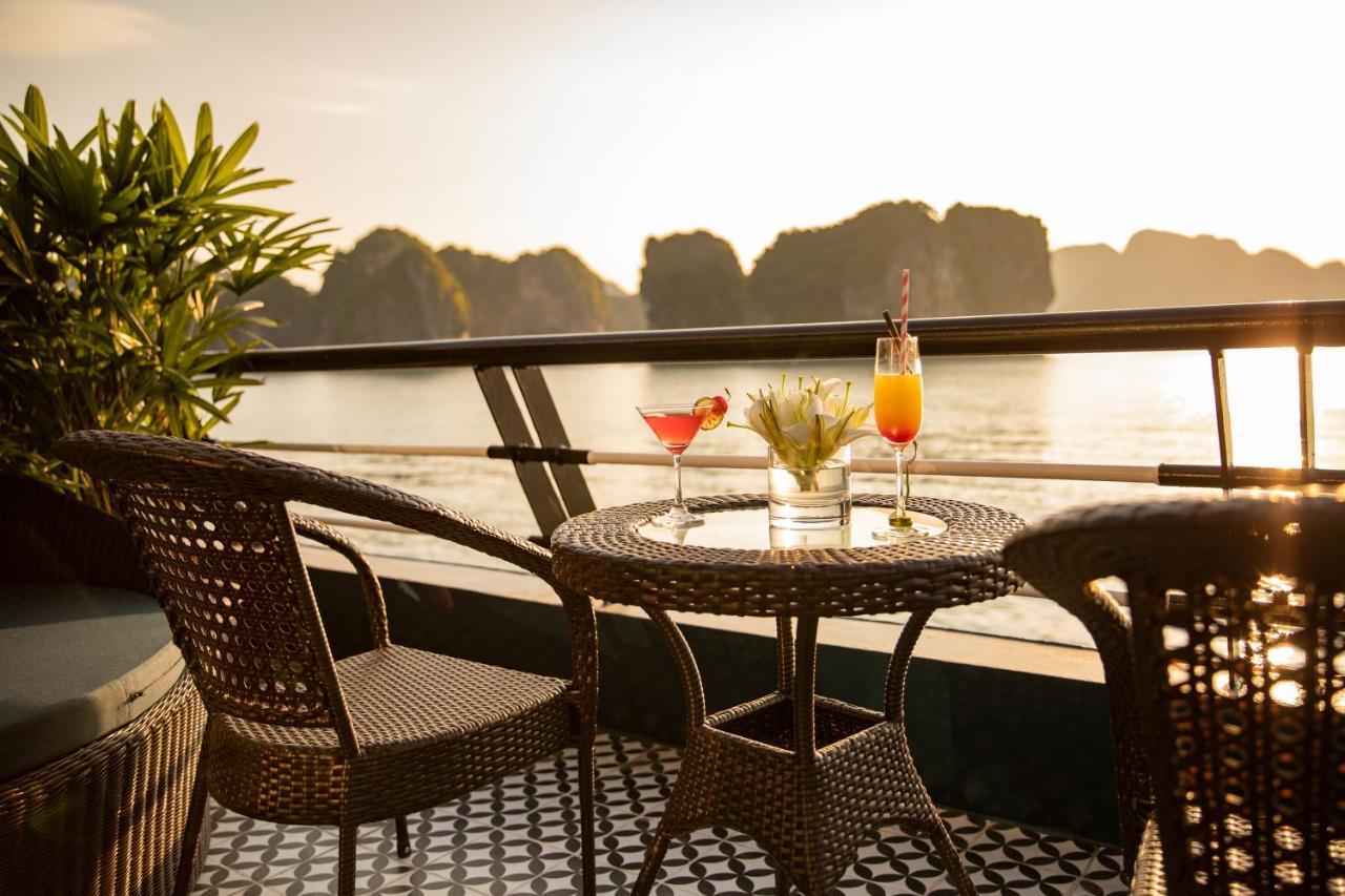 Hotel Rosy Cruises Ha Long Exterior foto