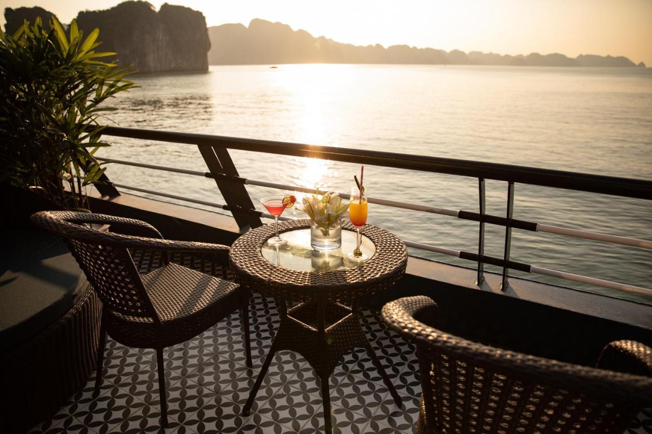 Hotel Rosy Cruises Ha Long Exterior foto